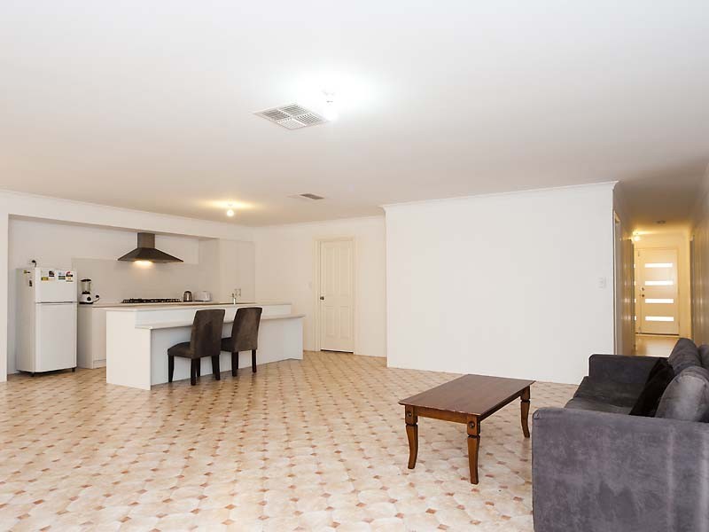 1 Dilabert Way, Bertram WA 6167