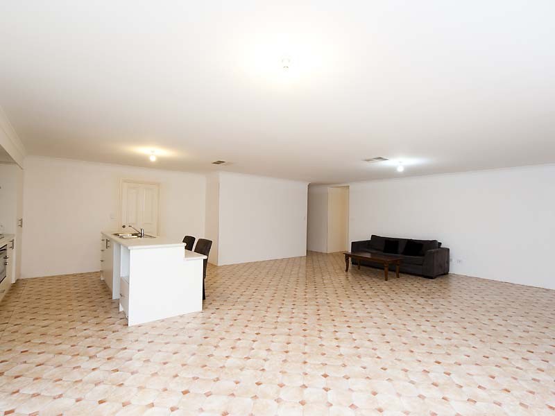 1 Dilabert Way, Bertram WA 6167