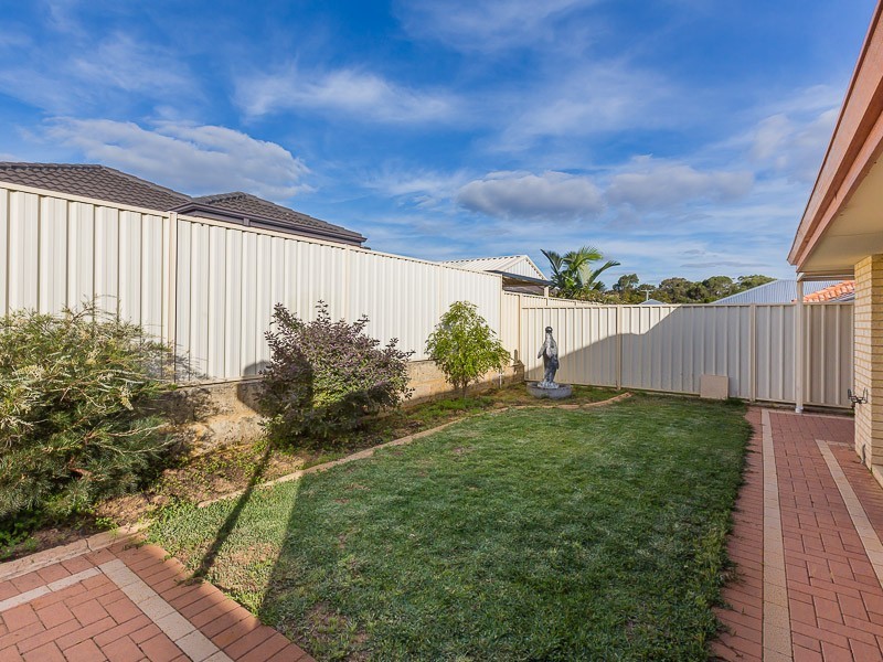 12 Gorman Place, Calista WA 6167