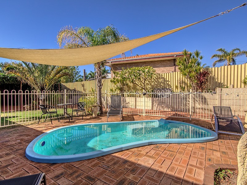 38 Preston Road, Parmelia WA 6167