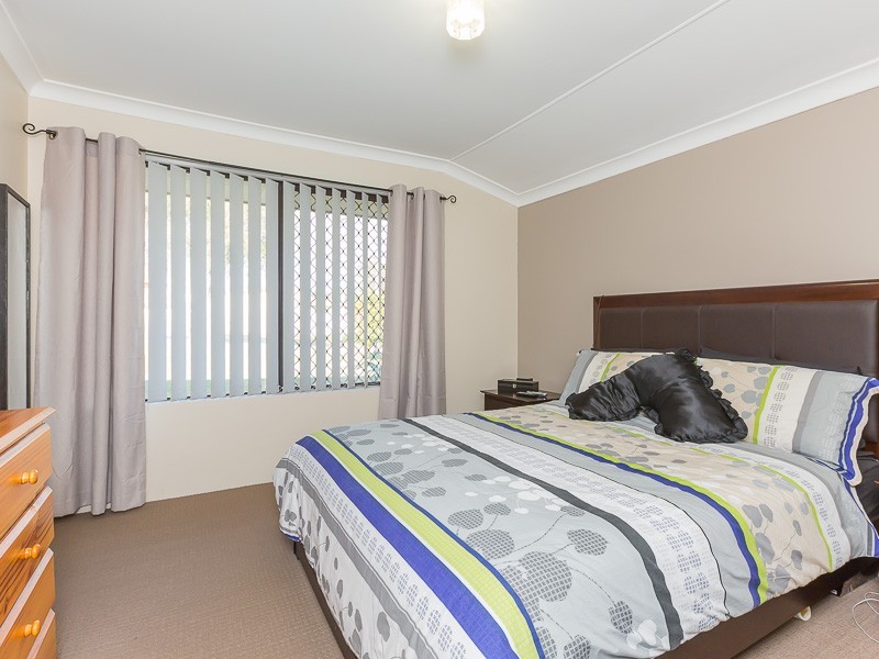5 Eliot Close, Parmelia WA 6167