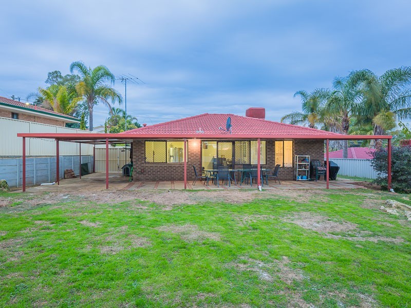 5 Eliot Close, Parmelia WA 6167