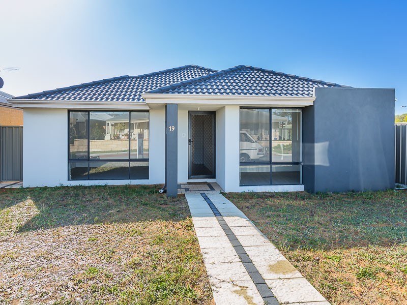 19 Oatlands Vista, Wellard WA 6170