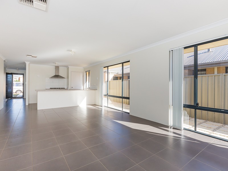 19 Oatlands Vista, Wellard WA 6170