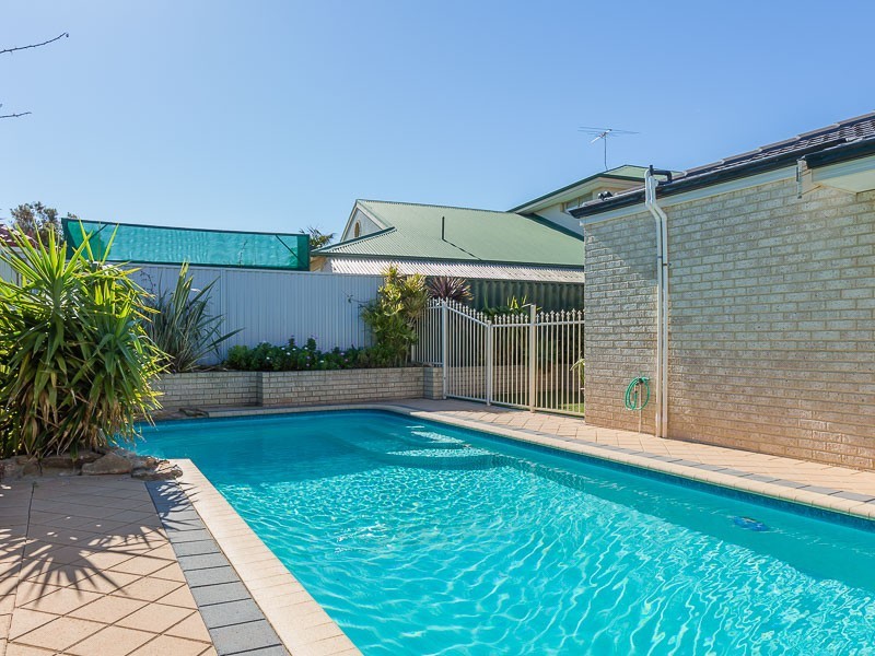 1 Venice Retreat, Warnbro WA 6169