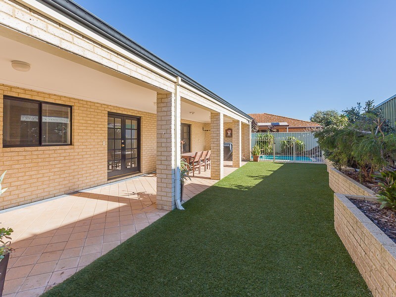 1 Venice Retreat, Warnbro WA 6169