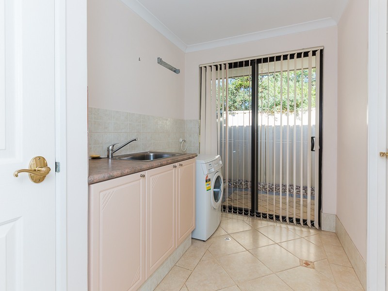 1 Venice Retreat, Warnbro WA 6169