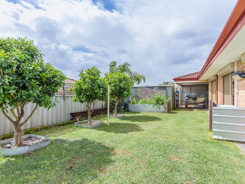 14 Garrett Corner, Parmelia WA 6167