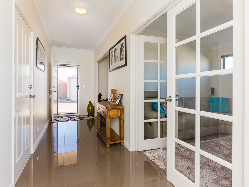 16 Topaz Lane, Wellard WA 6170