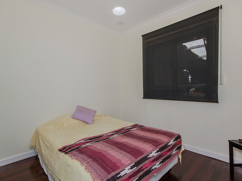 21 Hennessy Avenue, Orelia WA 6167