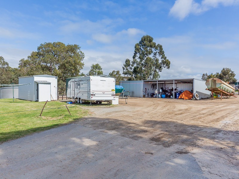 147 Banksia Road, Wellard WA 6170