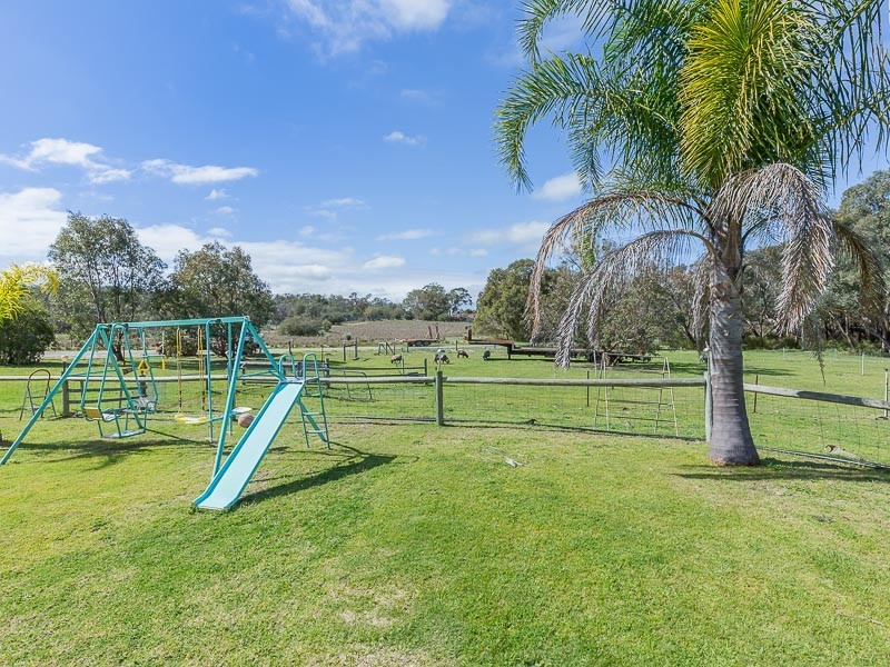 147 Banksia Road, Wellard WA 6170