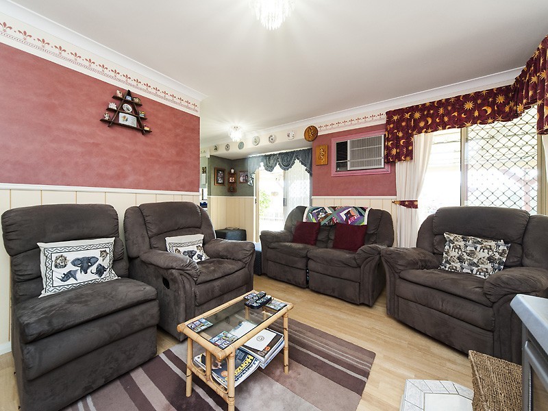 10 Porter Gardens, Leda WA 6170