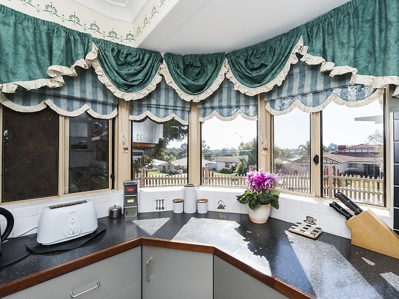 10 Porter Gardens, Leda WA 6170