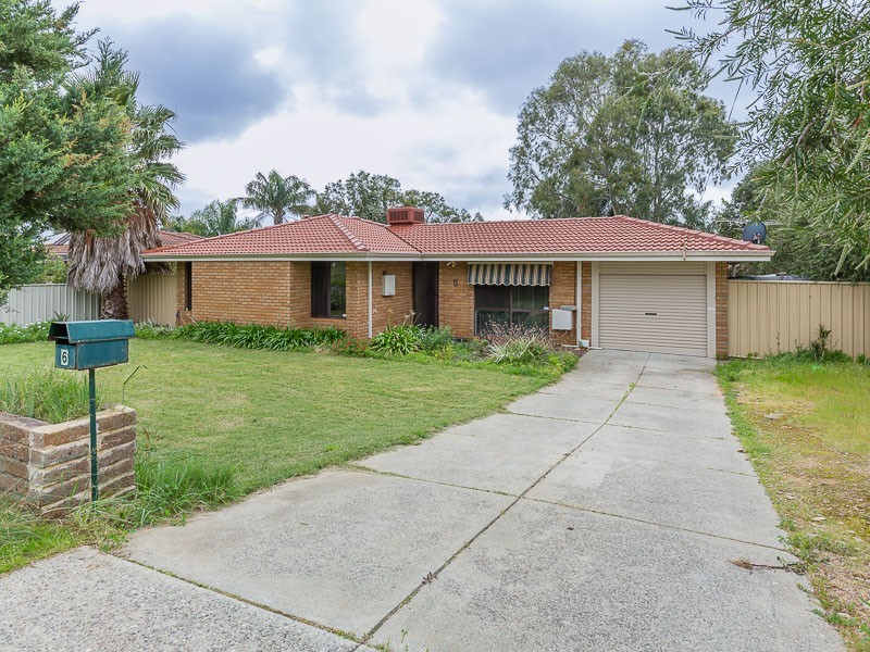 6 Parmelia Avenue, Parmelia WA 6167