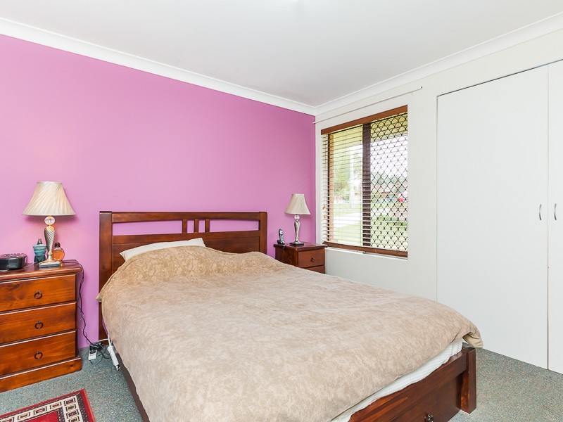 6 Parmelia Avenue, Parmelia WA 6167