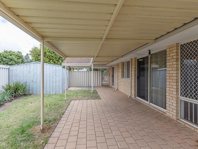 8 Catalpa Crescent, South Lake WA 6164