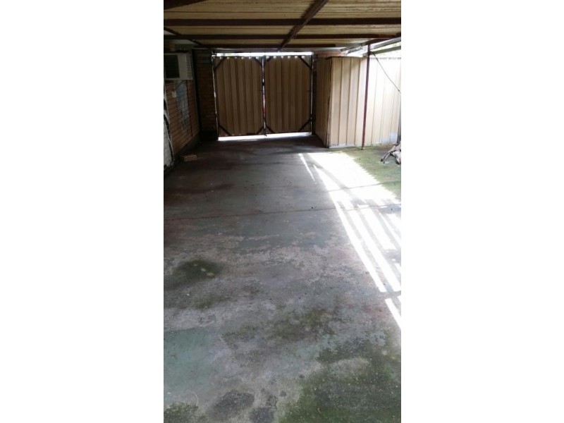 6 Pudney Place, Orelia WA 6167