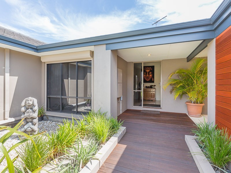6 Rewell Vista, Bertram WA 6167