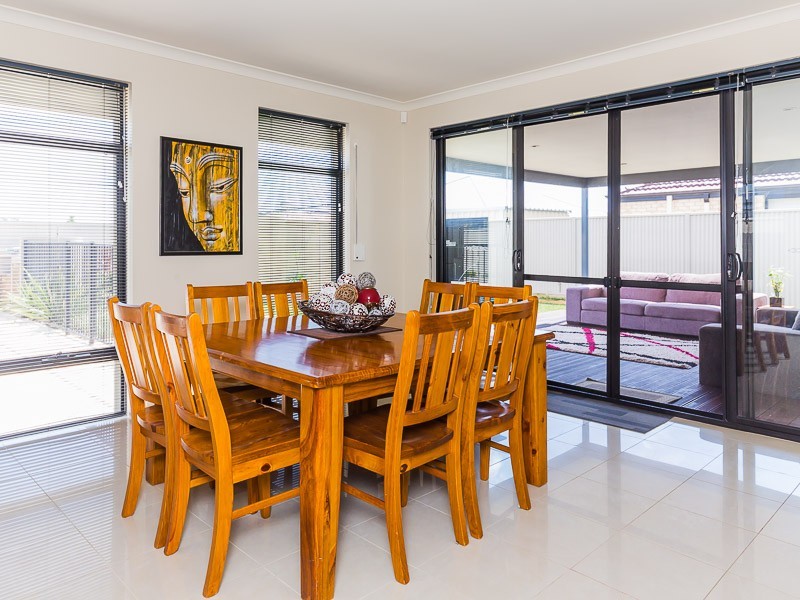 6 Rewell Vista, Bertram WA 6167