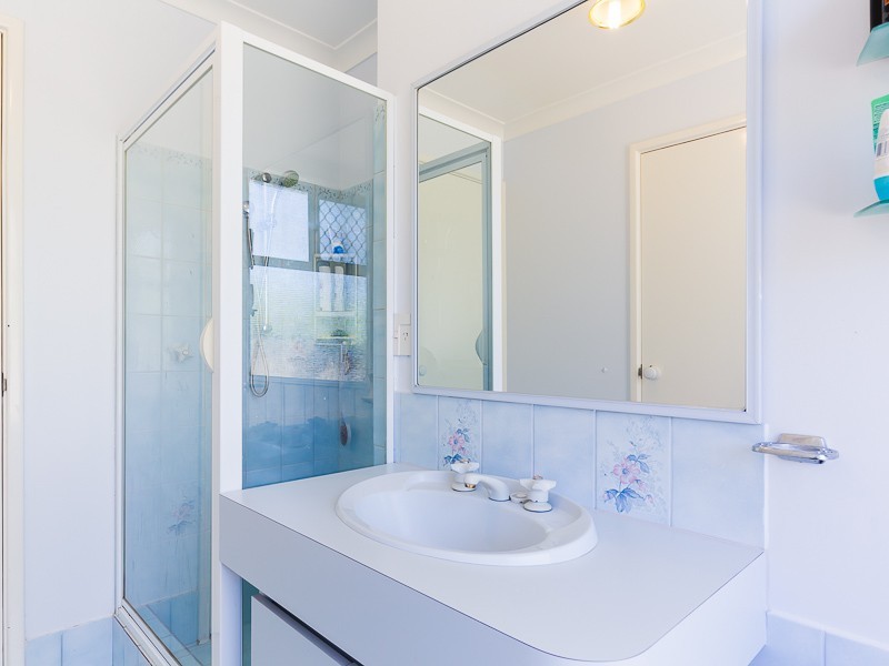 15 Brignell Gardens, Parmelia WA 6167