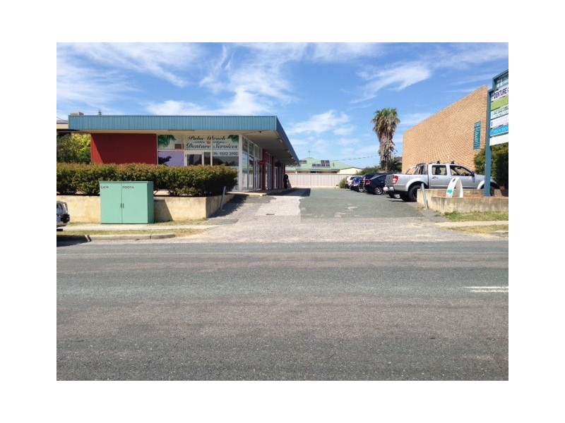 Unit 4, 71 Penguin Road, Safety Bay WA 6169