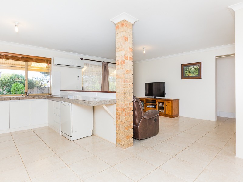 1 Werloo Court, Leda WA 6170