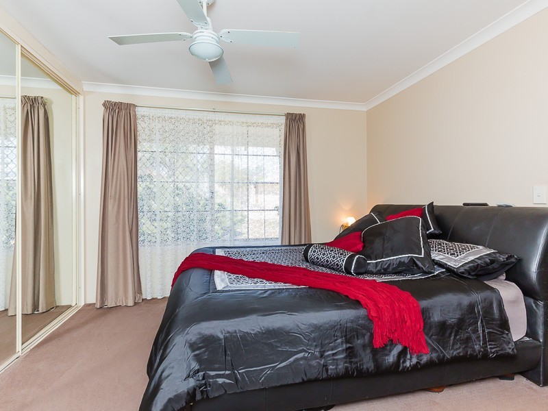 1 Werloo Court, Leda WA 6170