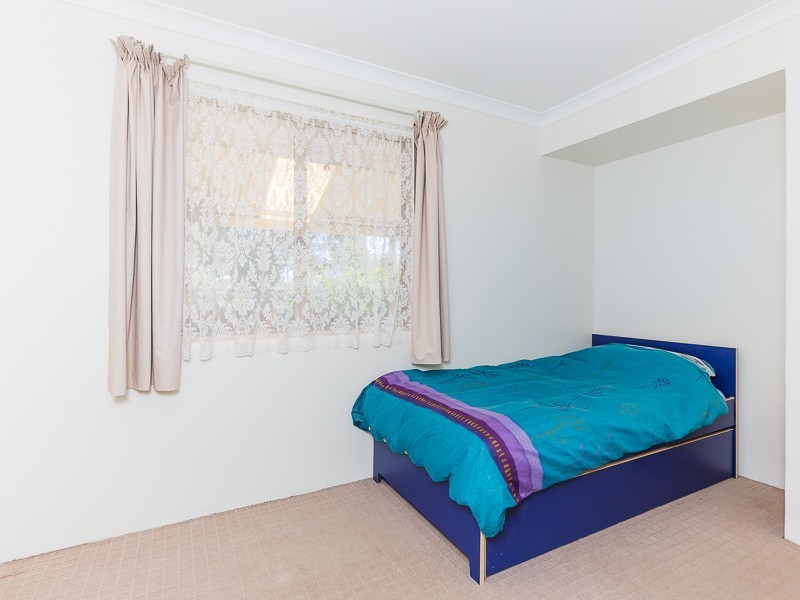 1 Werloo Court, Leda WA 6170