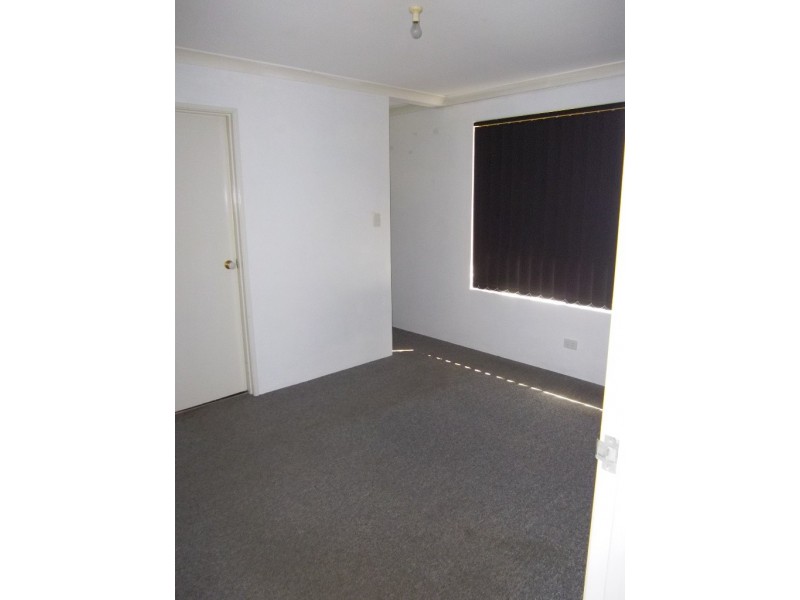133 Challenger Avenue, Parmelia WA 6167