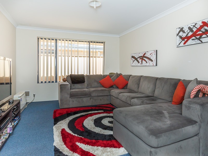 10 Silverline Bend, Bertram WA 6167