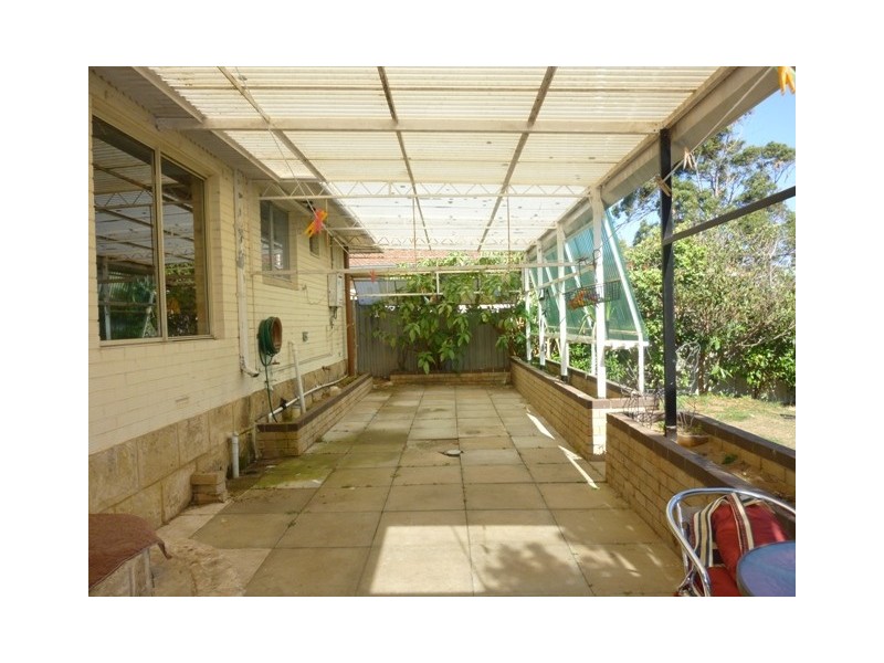 18 Edmund Way, Calista WA 6167