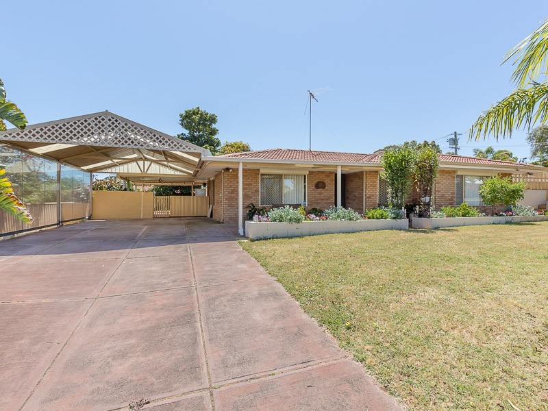 11 Berrett Place, Parmelia WA 6167