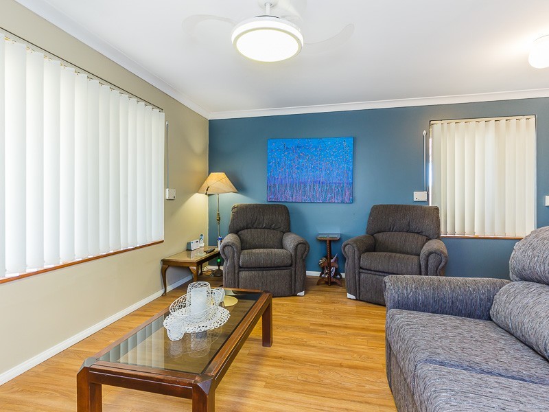 11 Berrett Place, Parmelia WA 6167