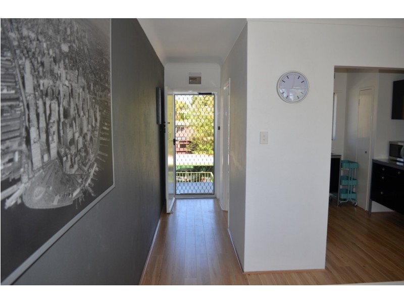 Unit 9, 13 Milton Place, Orelia WA 6167