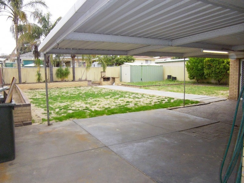 24 Casserley Way, Orelia WA 6167
