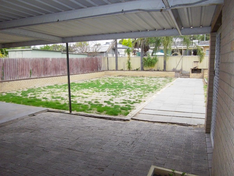 24 Casserley Way, Orelia WA 6167