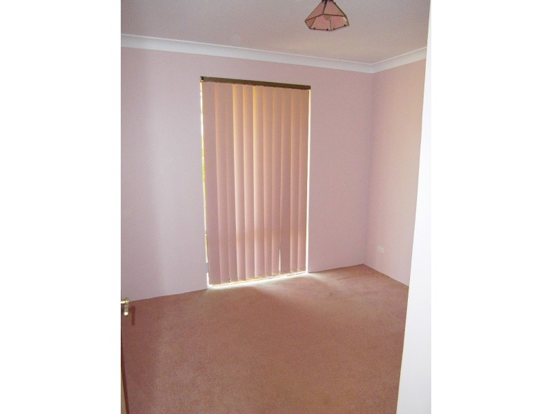 14 Cowling Way, Parmelia WA 6167