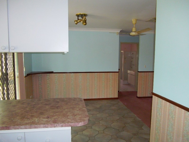 14 Cowling Way, Parmelia WA 6167