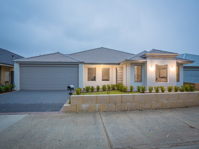 39 Runnymede Gate, Wellard WA 6170