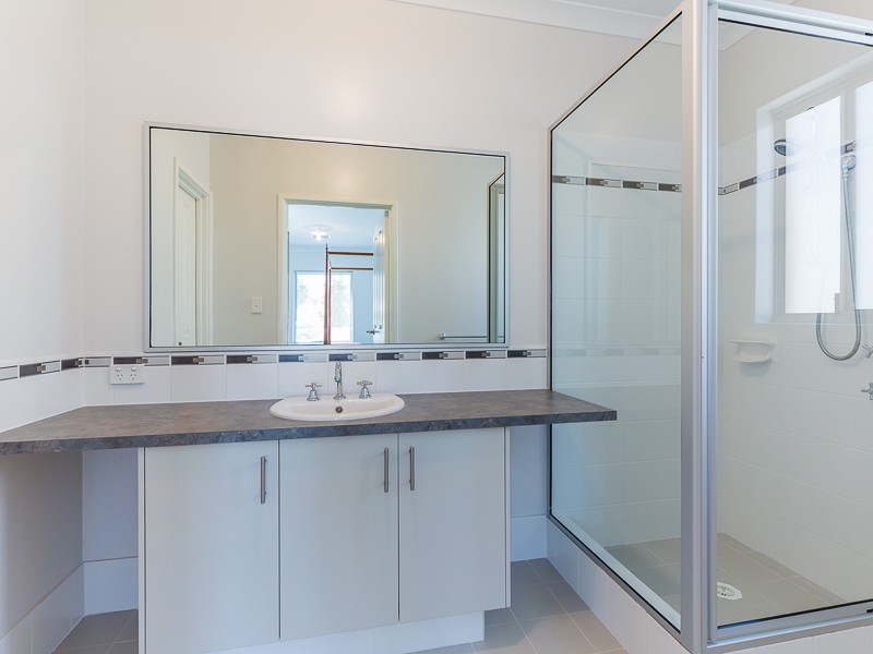 39 Runnymede Gate, Wellard WA 6170