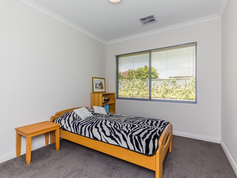 39 Runnymede Gate, Wellard WA 6170