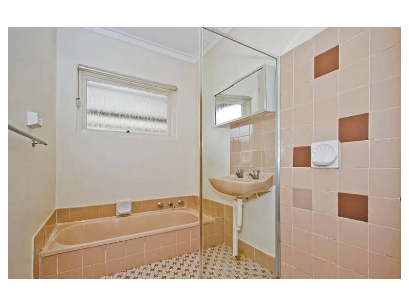 43 Crawford Road, Orelia WA 6167