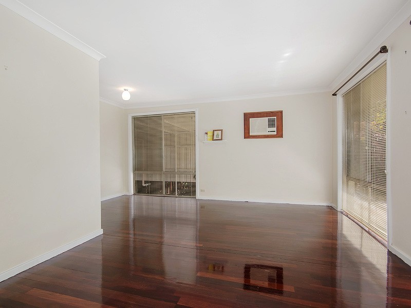 5 Maydwell Way, Calista WA 6167