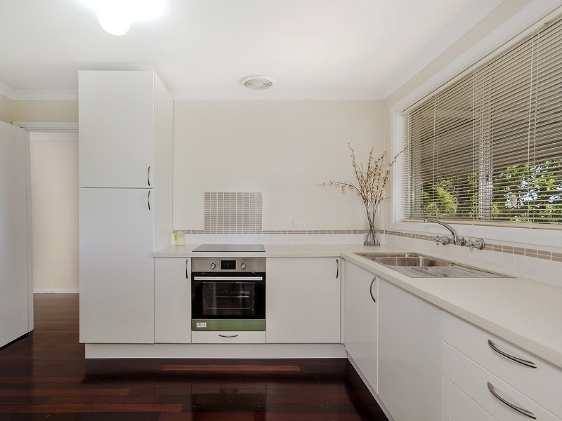 5 Maydwell Way, Calista WA 6167