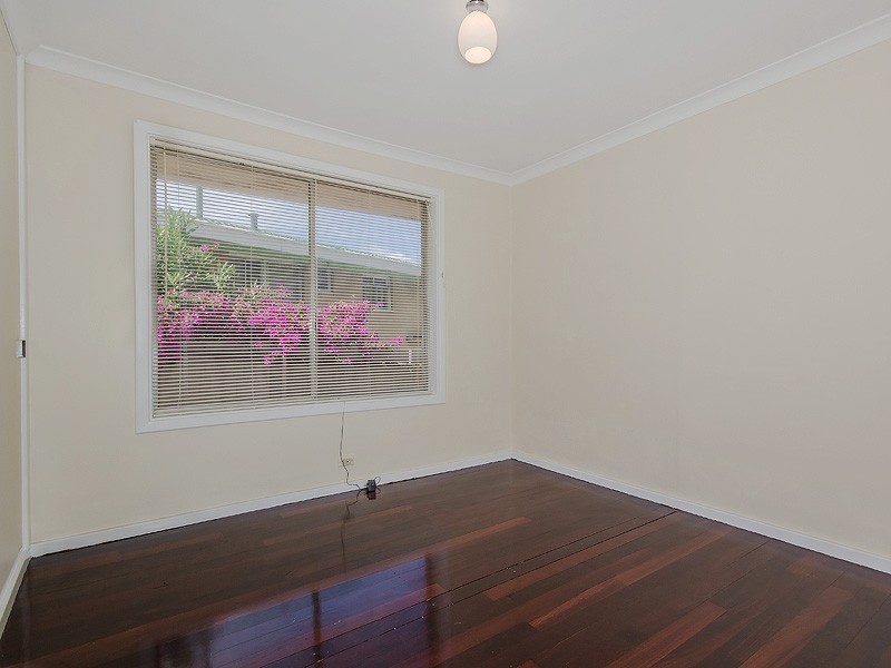 5 Maydwell Way, Calista WA 6167