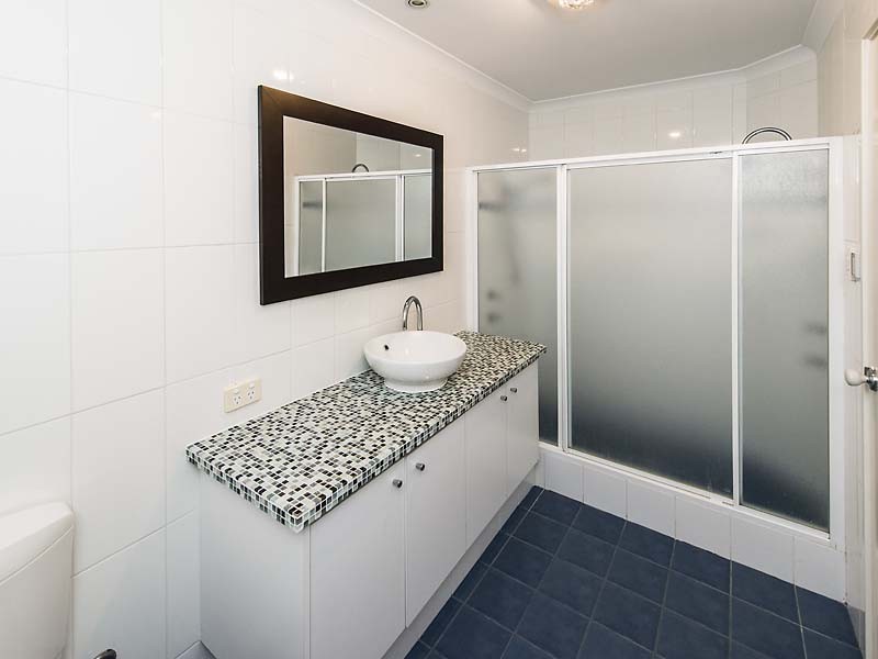 6 Leeuwin Chase, Bertram WA 6167