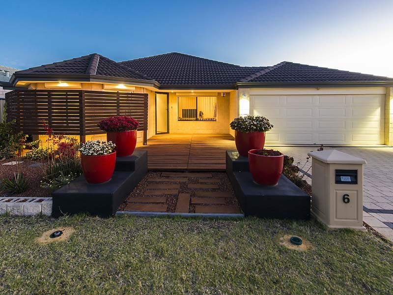 6 Leeuwin Chase, Bertram WA 6167