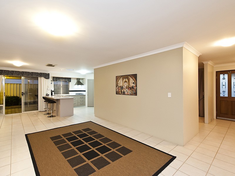 9 Ascot Parkway, Bertram WA 6167
