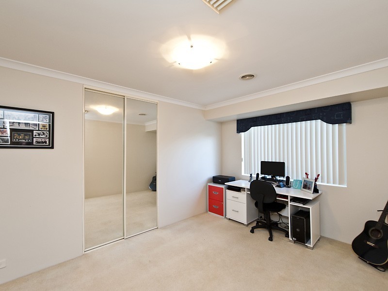 9 Ascot Parkway, Bertram WA 6167